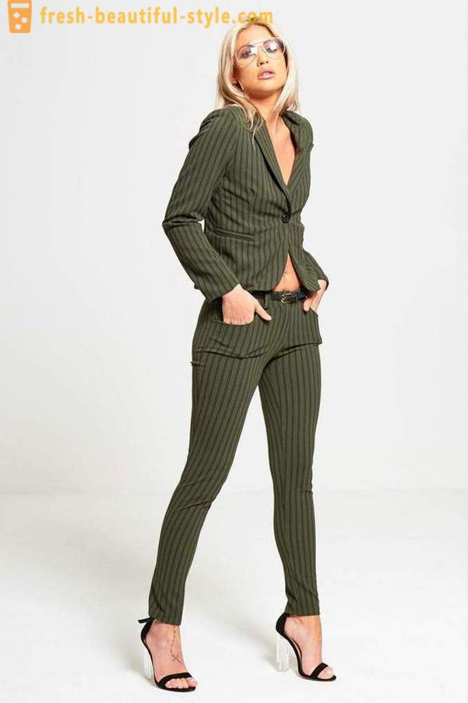 Pantsuits untuk wanita: gaya bergaya photo, tips untuk mewujudkan imej