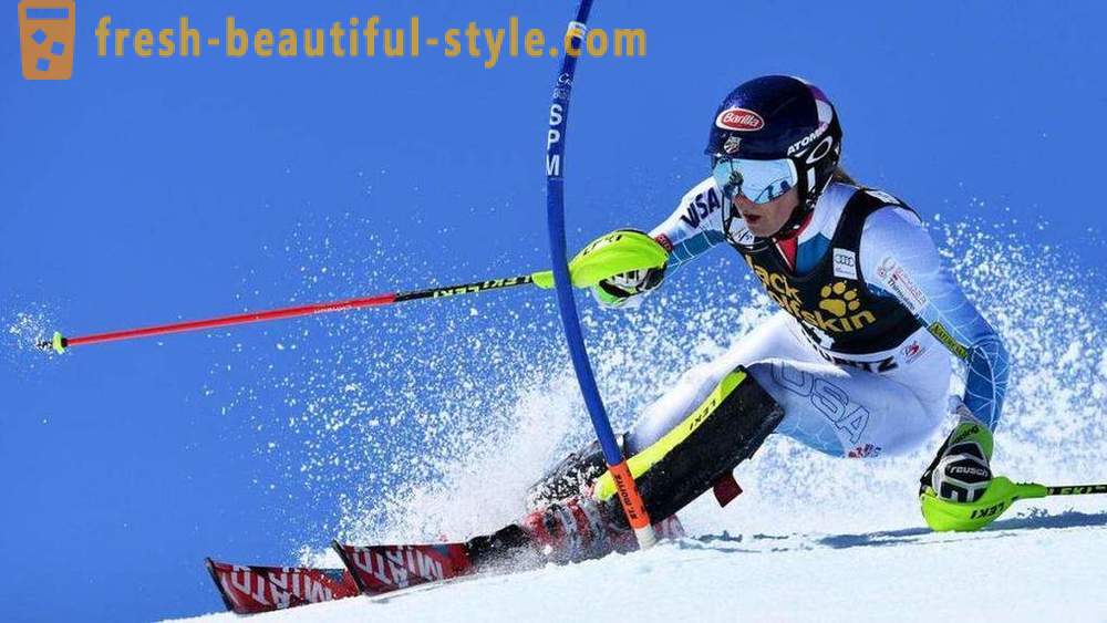 Jenis ciri-ciri bermain ski