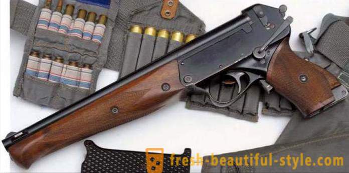 TP-82 pistol SONAZ kompleks: penerangan, pengeluar
