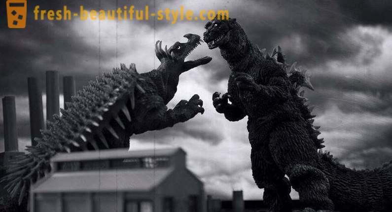 Bagaimana untuk menukar imej Godzilla dari 1954 hingga ke hari ini