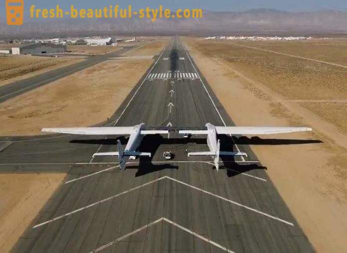 Pesawat terbesar di dunia yang paling pesat dan banyak lagi