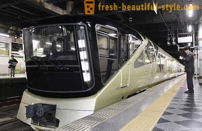 Shiki-Shima - unik kereta api mewah Jepun