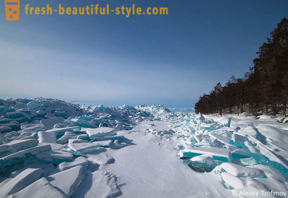 Baikal ais