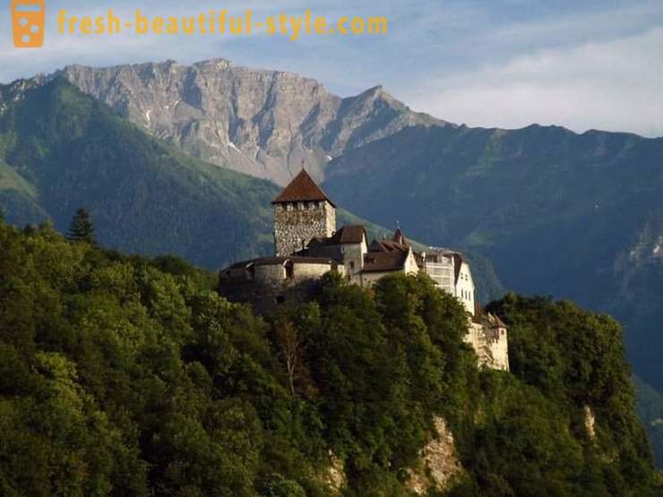 Tarikan pelancong yang menakjubkan dan luar biasa di Liechtenstein