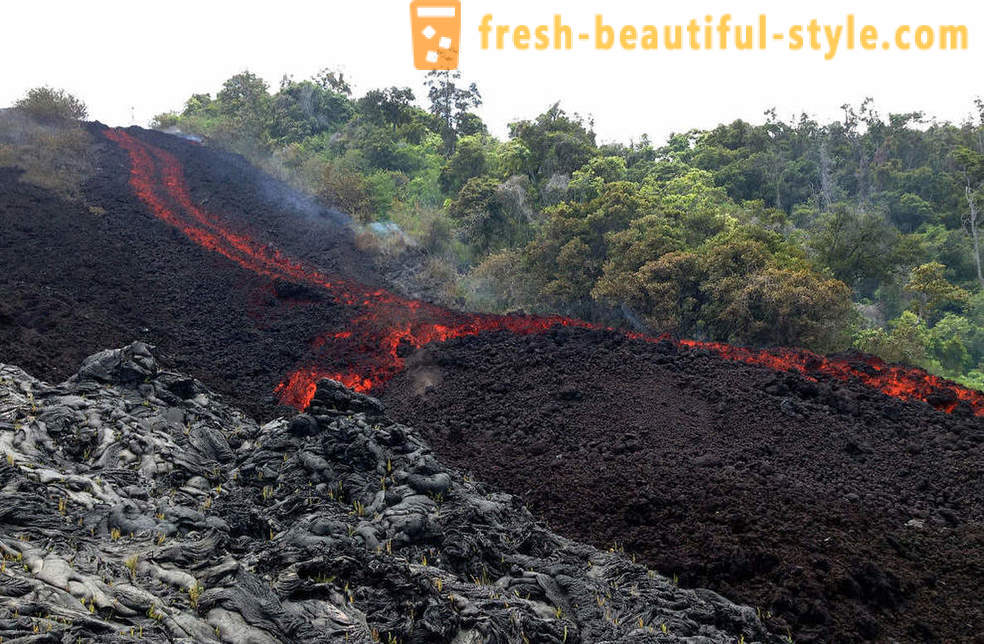 Aliran lava gunung berapi dari Kilauea Hawaii