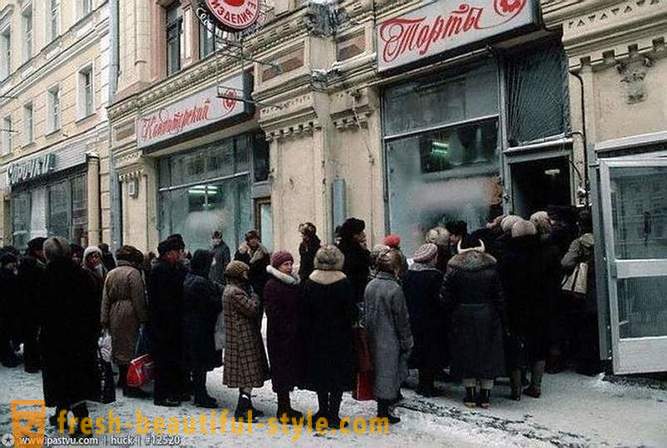 Bagaimana untuk menyediakan untuk Tahun Baru di USSR