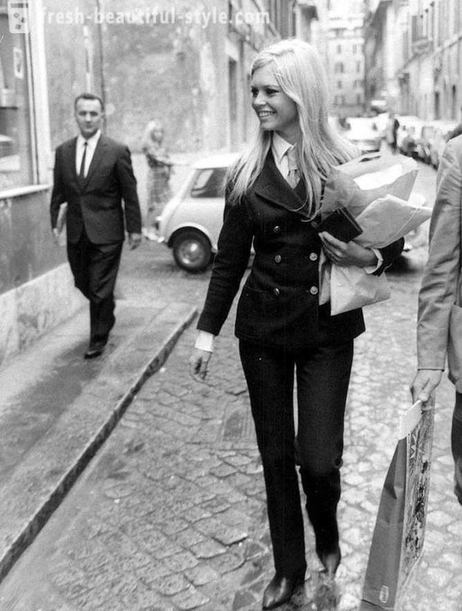 15 jelmaan utama Brigitte Bardot