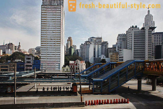 Bandar-bandar yang akan mengambil bola sepak perlawanan Piala Dunia pada 2014. São Paulo