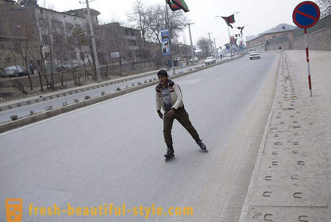 Berjalan melalui Kabul moden