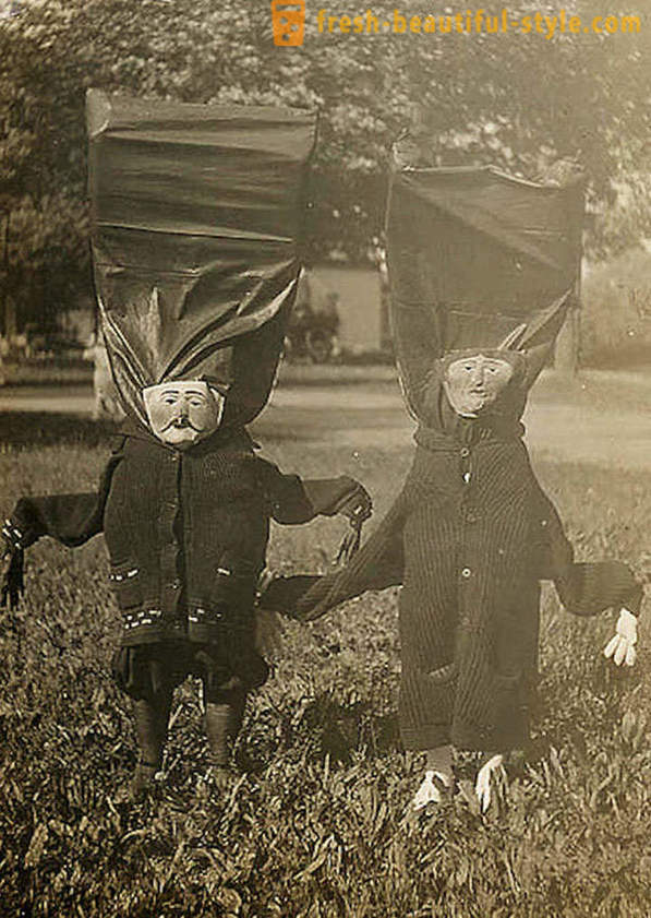 Pakaian tertua dan pelik untuk Halloween