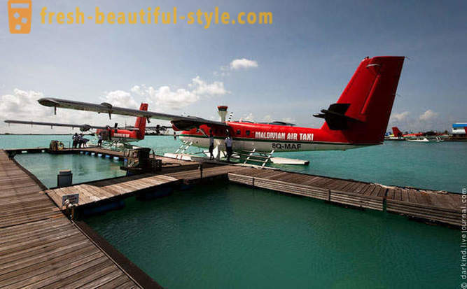 Terbang di Maldives dengan pesawat laut