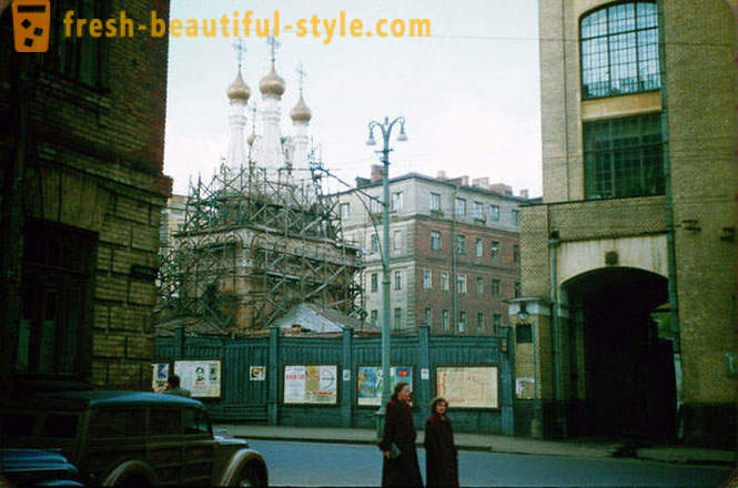 Moscow, 1956, dalam gambar Jacques Dyupake