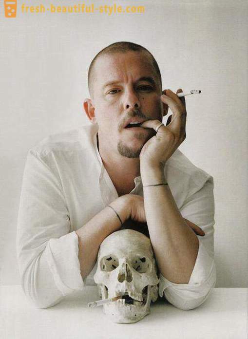 Alexander McQueen: Biografi dan Kerjaya