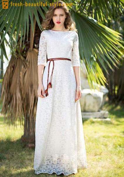 Long pakaian putih - unsur khas almari pakaian wanita