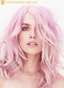 Rambut merah jambu: bagaimana untuk mencapai warna yang dikehendaki?