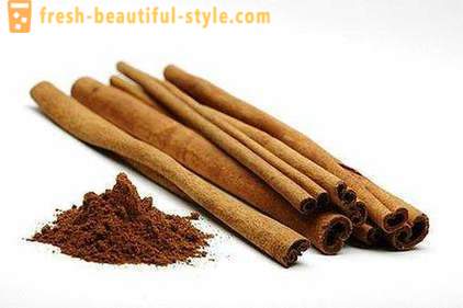 Cinnamon Rambut: ulasan, pelunturan kayu manis rambut, topeng rambut dengan kayu manis