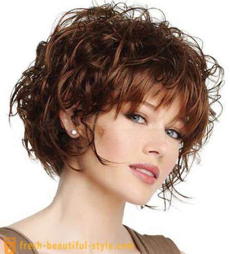 Rambut kerinting: gaya, gaya rambut, gunting rambut. potongan rambut pendek rambut kerinting