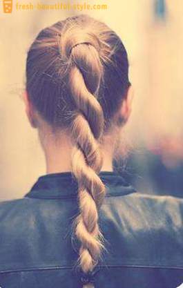 Gaya rambut untuk gadis-gadis ke sekolah setiap hari