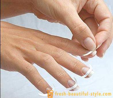 Bagaimana untuk melakukan manicure Perancis di rumah? French manicure warna: gambar