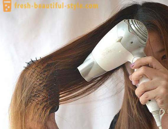 Bagaimana untuk meluruskan rambut tanpa straightener di rumah