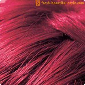 Crimson Warna Rambut: kebaikan dan keburukan