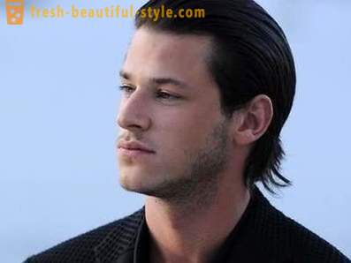 Model model rambut untuk lelaki sebagai satu cara untuk menarik perhatian