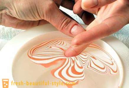 Manicure di atas air - satu trend baru dalam kuku-art